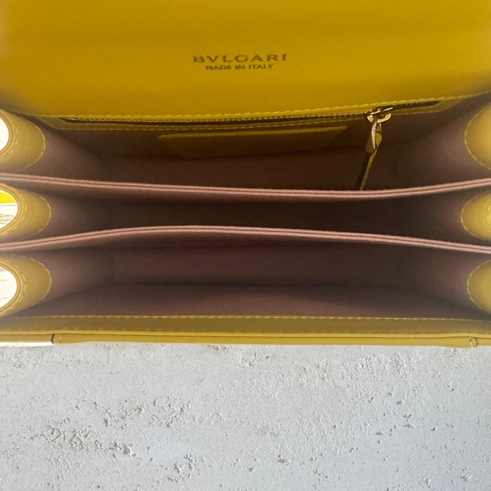 Bvlgari Serpenti Forever Top Handle w/ long strap - Picture 3 of 8